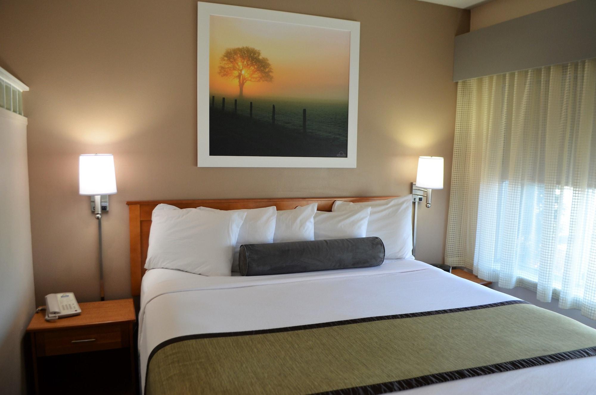 Days Inn & Suites By Wyndham Madison Ngoại thất bức ảnh