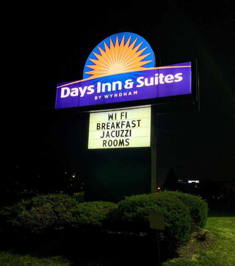 Days Inn & Suites By Wyndham Madison Ngoại thất bức ảnh