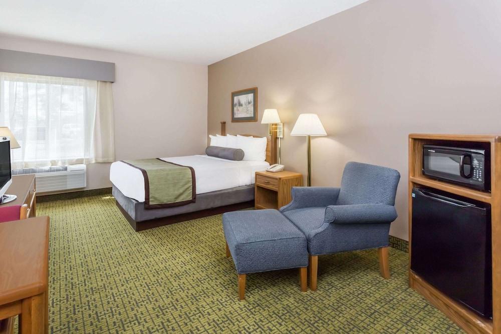 Days Inn & Suites By Wyndham Madison Ngoại thất bức ảnh