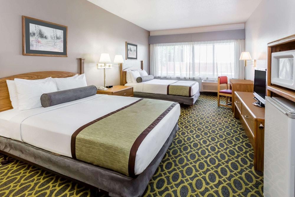 Days Inn & Suites By Wyndham Madison Ngoại thất bức ảnh
