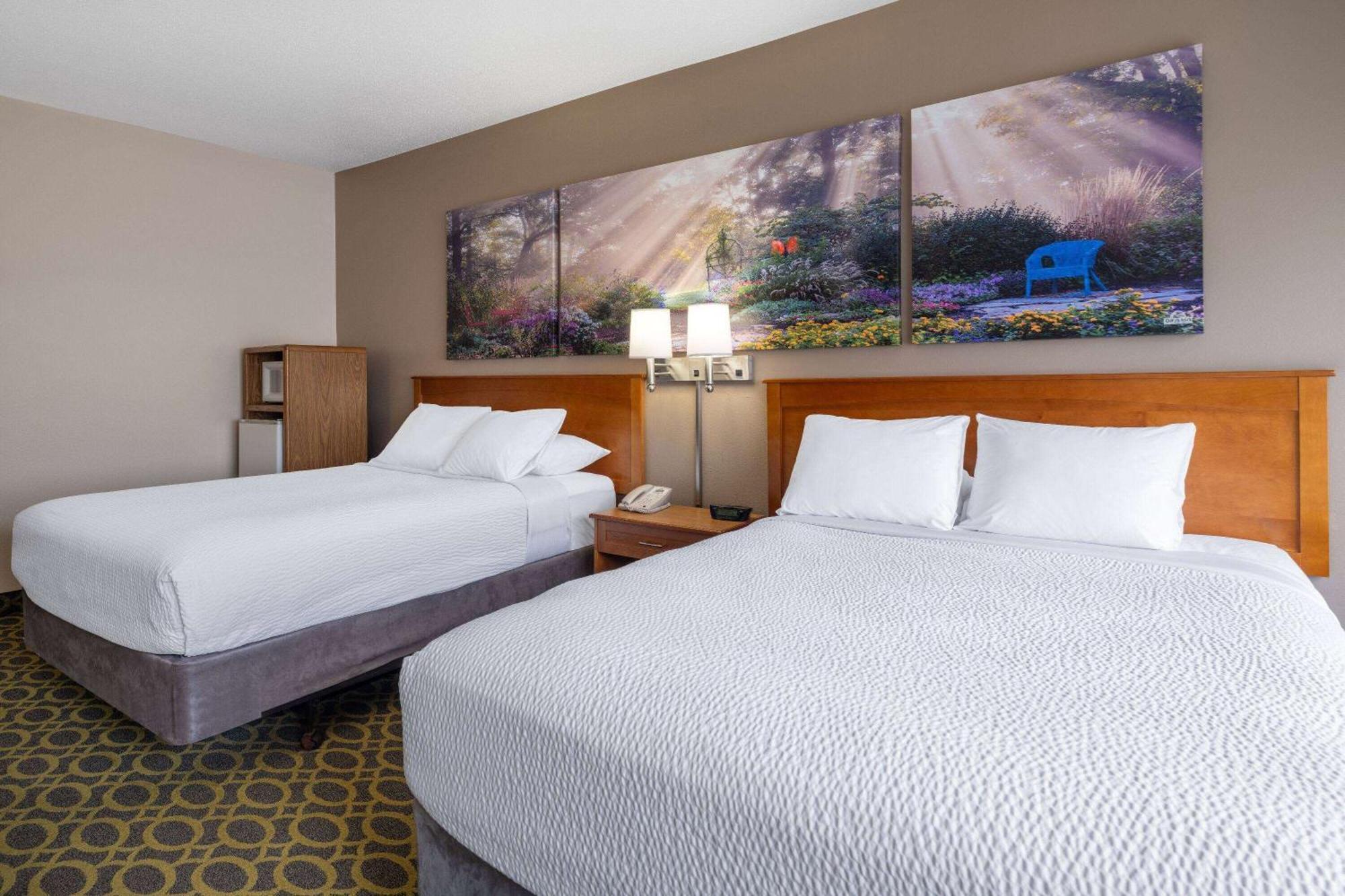 Days Inn & Suites By Wyndham Madison Ngoại thất bức ảnh